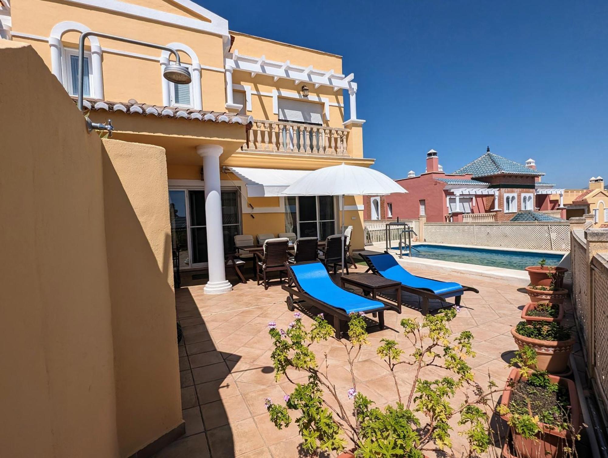 Vina Home Торре-дель-Мар Экстерьер фото